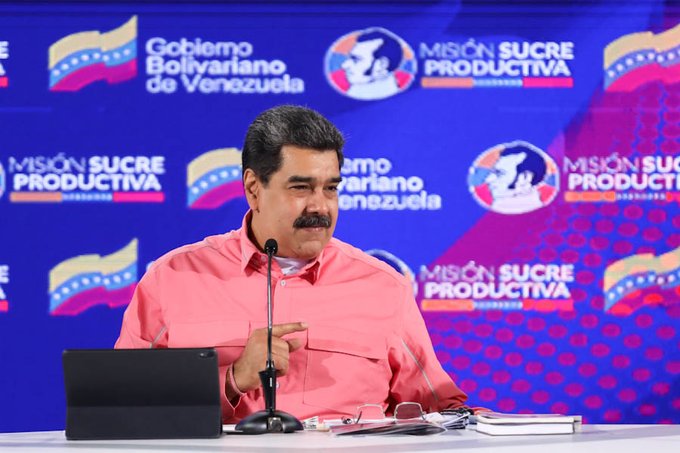 El mandatario venezolano denunció las maniobras de su homólogo Iván Duque para sabotear los diálogos con las oposiciones.