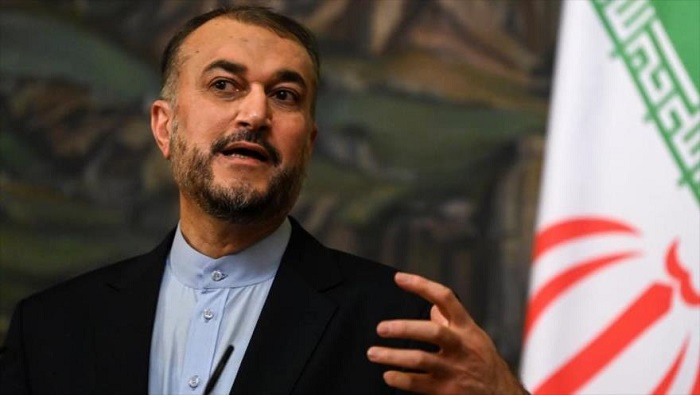 El canciller iraní instó a elevar los lazos económicos y financieros entre ambas naciones.