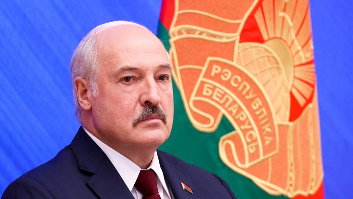 Lukashenko afirmó que tiene pruebas de que EE.UU. ha intentado persuadir a países para que se posicionen contra Belarús
