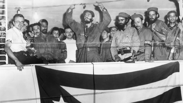 El 1 de enero de 1959, Fidel Castro proclamó ante el mundo el triunfo de la Revolución Cubana, tras las victorias militares del Ejército Rebelde.