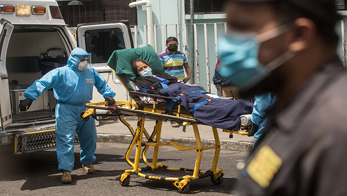 Guatemala atraviesa un repunte de la pandemia, agravado por la presencia de la variante Ómicron en el país.