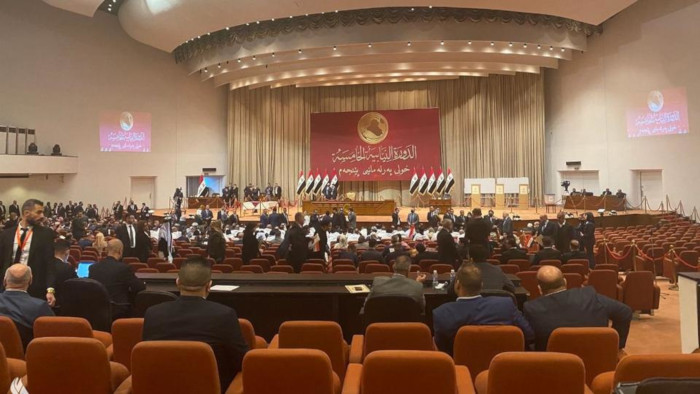 El nuevo Parlamento de Irak celebró su primera sesión después de que el Tribunal Supremo rechazara las apelaciones y ratificara los resultados de los comicios pasados.