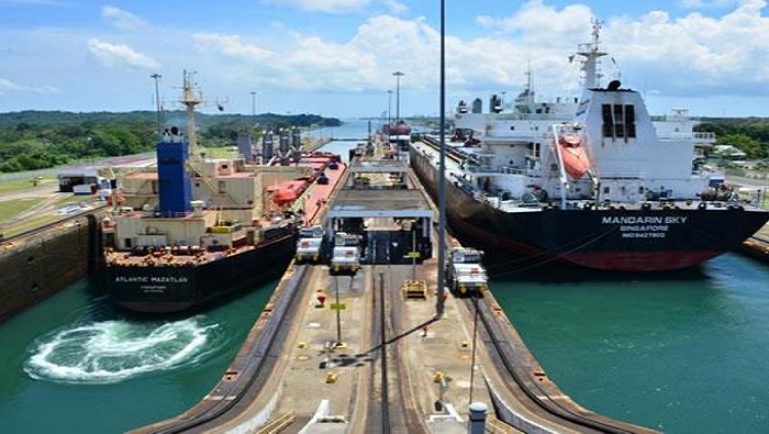 Según datos de la Administración del Canal, en 2021 esta instalación hizo aportes totales al Tesoro Nacional de Panamá que superaron los 20.000 millones de dólares.
