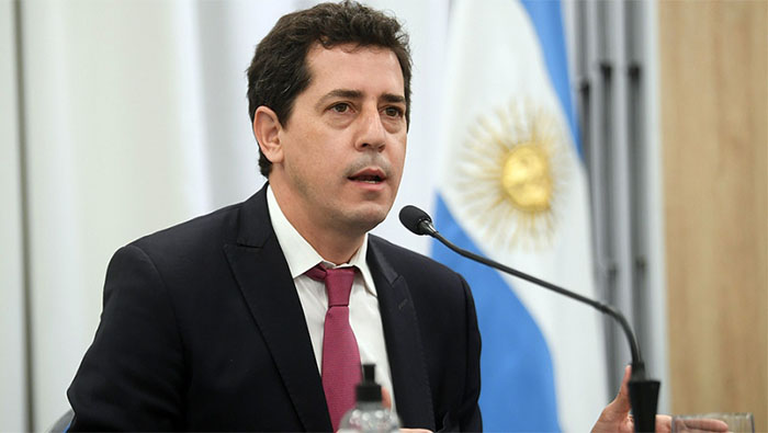 La máxima autoridad sanitaria también explicó que en las últimas horas 65 argentinos perecieron y por el momento, se registran 119.168 víctimas mortales.