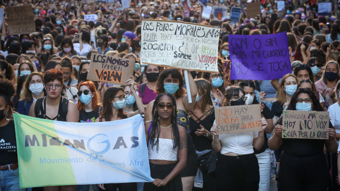 Las manifestantes pidieron al Estado uruguayo instrumentar acciones dirigidas a proteger a las mujeres.