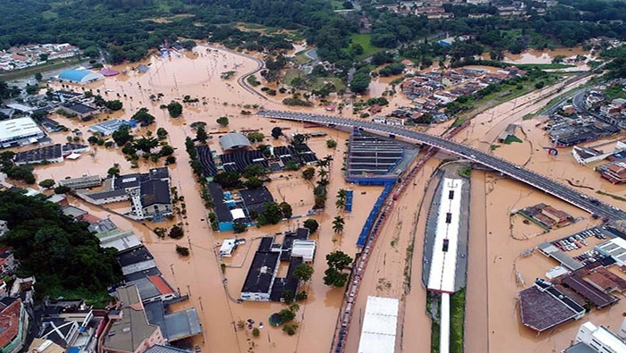 El municipio de Várzea Paulista es el más afectado por las intensas lluvias, en la última jornada cinco personas de una familia perecieron.