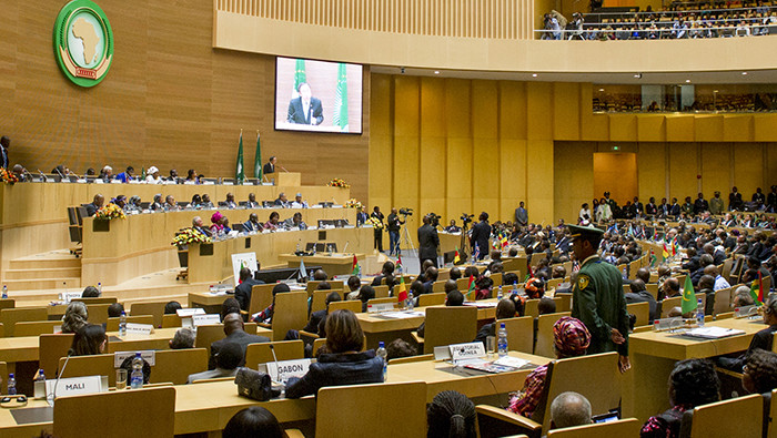 La Unión Africana (UA) fue creada en 2001 a través del Acta Constitutiva en Lomé, Togo. Actualmente agrupa a 55 países.