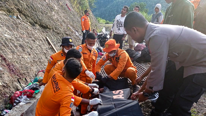 Las autoridades de Papúa Occidental registran entre los fallecidos a un menor de edad.