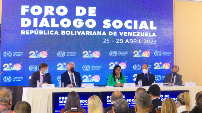 La vicepresidenta ejecutiva de Venezuela, Delcy Rodríguez, quien inauguró este lunes el foro, que concluirá el día 28,  destacó el diálogo sostenido entre el Gobierno y el sector privado.