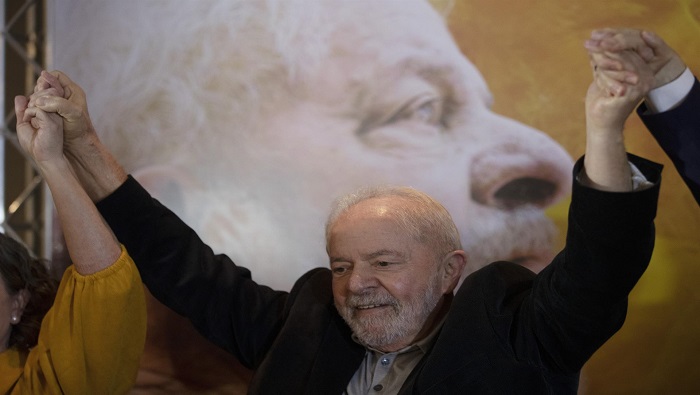La encuesta determinó que Lula supera a Bolsonaro en aspectos como preocupación por las personas, inteligencia y equilibrio.