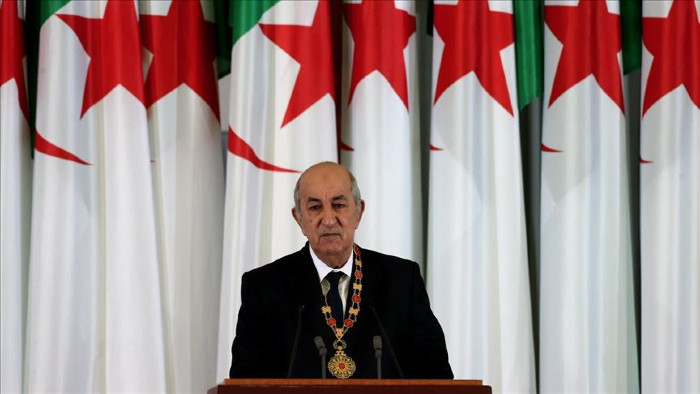 El Gobierno del presidente Abdelmayid Tebune rechazó el apoyo brindado por el jefe de Gobierno español, Pedro Sánchez, al intento de Marruecos de anexarse el Sahara Occidental.