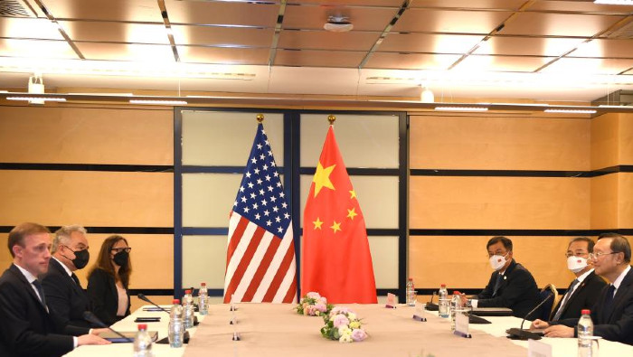Ambas delegaciones abordaron el tema de Taiwán cuando Yang expresó que EE.UU debe acatar el principio de una sola China.