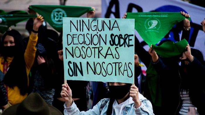 El grupo feminista Agrupación Ciudadana apelará la decisión judicial por atentar contra los derechos básicos de la mujer.