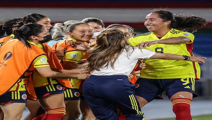 Tanto Colombia como Ecuador ganaron su primer choque por goleada ante Paraguay y Bolivia respectivamente. 