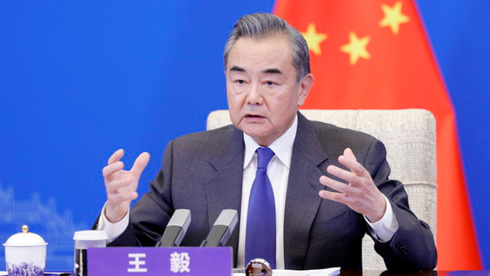 Wang afirmó que “Ningún pueblo, fuerza o país deberían hacerse ilusiones sobre la separación de Taiwán”.