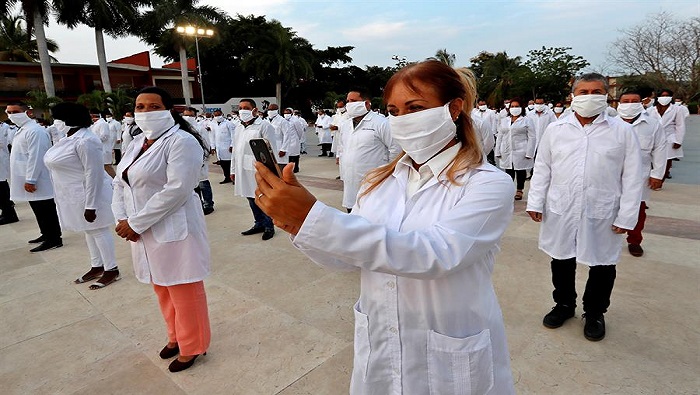 La presencia de los médicos cubanos en el país azteca, responde a un acuerdo firmado el pasado mayo entre los Gobiernos de México y Cuba.
