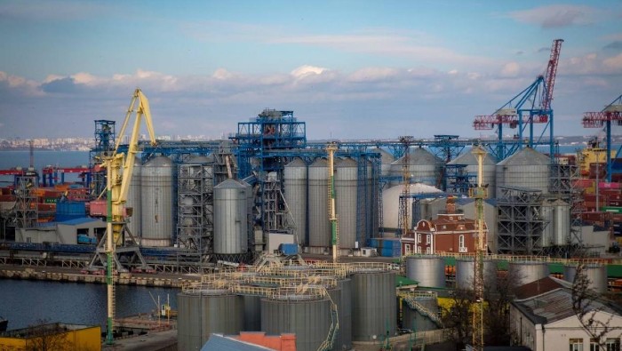 Rusia, Ucrania, Türkiye y la ONU firmaron este viernes un acuerdo con lo cual se prevé desbloquear la exportación de granos desde el mar Negro.