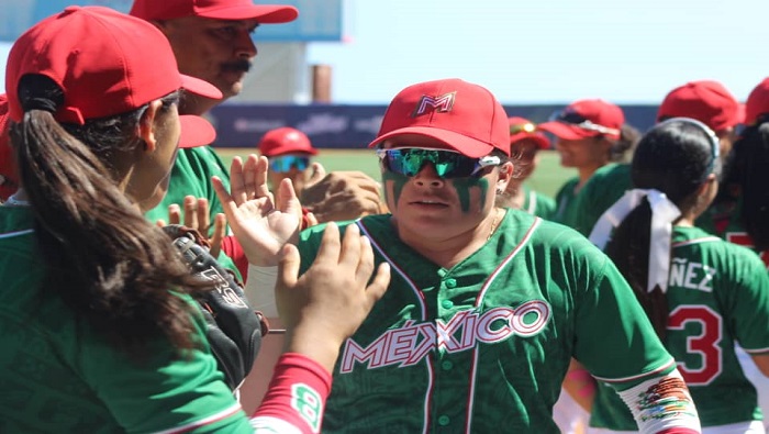 En el choque inaugural, México derrotó a República Dominicana por marcador de ocho carreras a cinco. 