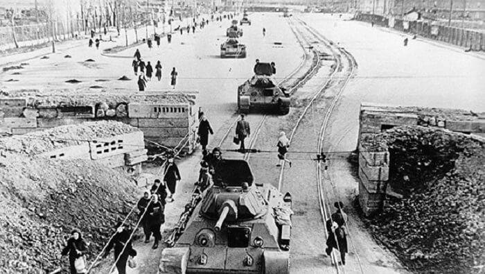 El sitio de Leningrado duró 872 días y en la defensa de la ciudad se involucraron prácticamente todos sus habitantes.