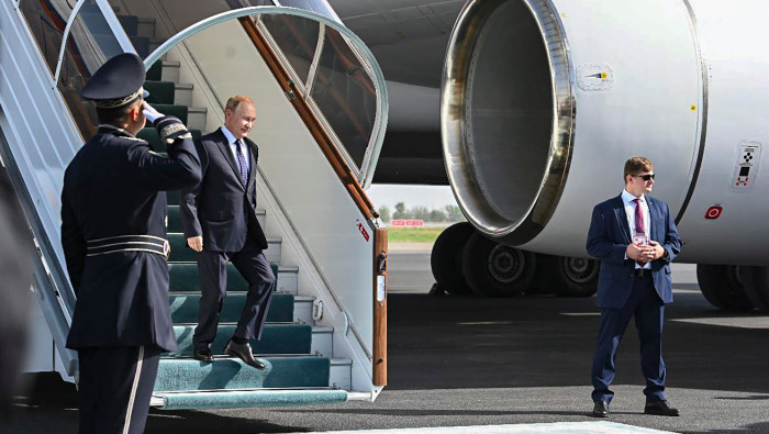 La participación de Putin en la cumbre resulta fundamental en un sistema internacional donde Rusia posee gran peso.