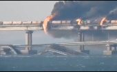 Rusia busca reparar lo antes posible el puente de Crimea, reabierto parcialmente, después de que una explosión causara el sábado un incendio que provocó la muerte de tres personas.
