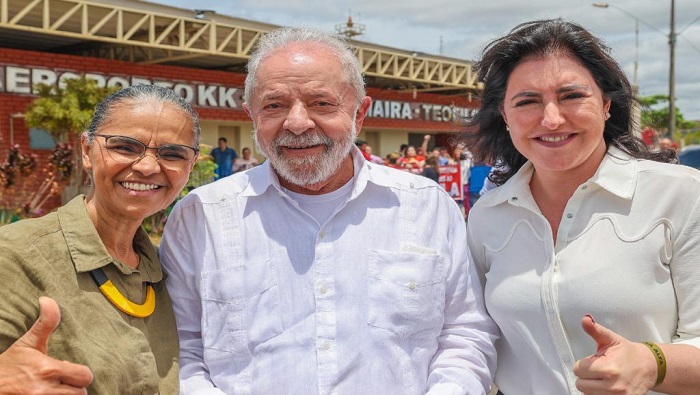 Grupos de mujeres, entre quienes se encontraban Marina Silva y Simone Tebet, ofrecieron su respaldo a Lula durante los actos de campaña en Minas Gerais.