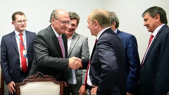 Alckmin destacó la necesidad de no paralizar los servicios de manera paralela a los proyectos de justicia social.
