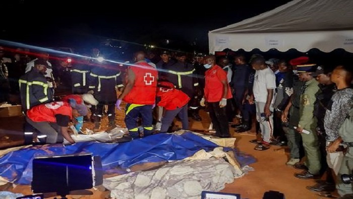 El gobernador de la región Centro, Naseri Paul Bea, declaró a la prensa que la búsqueda de sobrevivientes o víctimas fatales continúa.