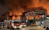 La extinción del fuego se vio dificultada por explosiones de productos de pintura y barniz ubicados en OBI.