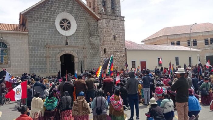 Desde la provincia de Yunguyo, en la región de Puno, partió otra comitiva hacia Lima para sumarse a la Marcha de los Cuatro Suyos.