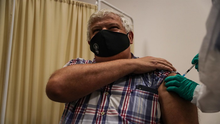 Desde el inicio de la pandemia, Uruguay ha reportado un total de casos cercano a 1.032.710, con alrededor de 7.609 fallecidos.