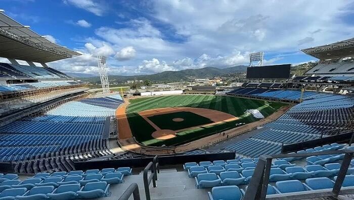 Este torneo contará con dos sedes, el Estadio Jorge Luis García Carneiro y el Estadio Monumental de Caracas Simón Bolívar.
