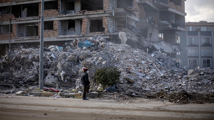 El terremoto ha provocado la muerte de más 5.900 personas en Siria.