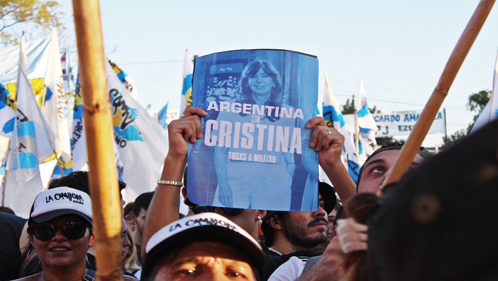 Durante la plenaria peronista se solicitó la postulación de Cristina Fernández a las elecciones presidenciales del próximo mes de octubre.