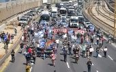 Se reportaron bloqueos de carreteras contra la reforma que, según las protestas, atenta contra la división de poderes.