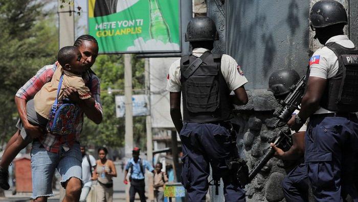 La violencia ha empeorado desde el asesinato del presidente Jovenel Moïse en julio de 2021, y el clima político y de seguridad no mejora en el país.