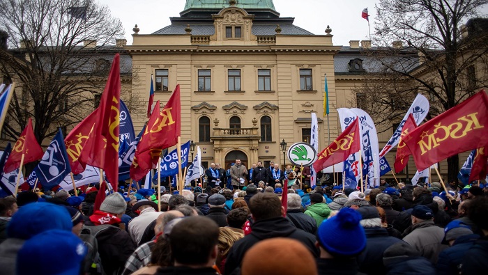 Según los trabajadores, el Gobierno checo  ignora el diálogo social, por lo que esperan que las movilizaciones le obliguen a retractarse.