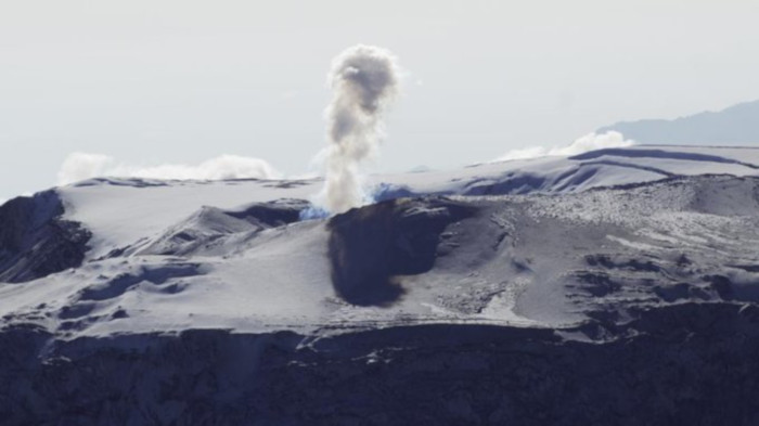 Desde la Procuraduría General de la Nación se llevó a cabo un Puesto de Mando Unificado con las diferentes autoridades de los departamentos que saldrían afectados en caso de una erupción.