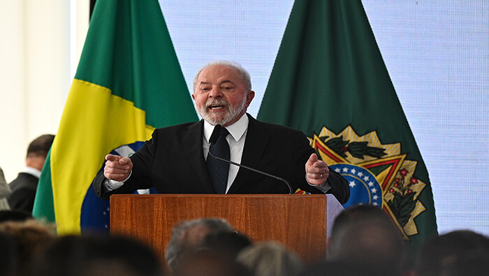 El presidente Lula da Silva anunció que invitará a su homólogo chino a visitar Brasil próximamente.