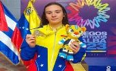 Con ocho medallas de oro, la nadadora venezolana María Yegres sobresale como reina de los V Juegos Deportivos del Alba.