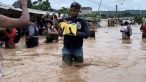 Intensas lluvias azotan la costa de Ecuador