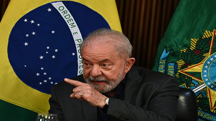 En esos primeros cinco meses de gestión, Lula autorizó la ampliación de las becas de iniciación científica, de maestría y doctorado, con una inversión millonaria.