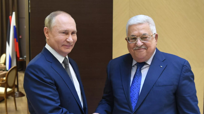 Rusia reafirmó su posición de principios a favor de una resolución justa y sostenible del conflicto palestino-israelí basada en el marco legal internacional existente, precisó el Kremlin.