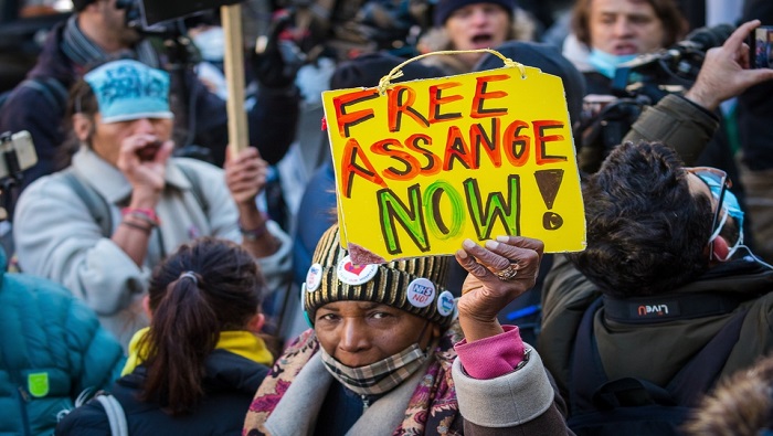 En la prisión de máxima seguridad de Belmarsh, Assange está sujeto a un trato de “tortura”, según el ex relator especial de la ONU, Nils Melzer.