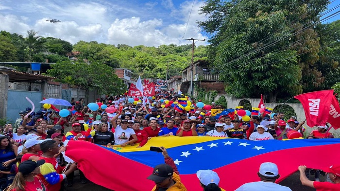 Asimismo el pueblo venezolano se congregó en el estado de La Guaira.