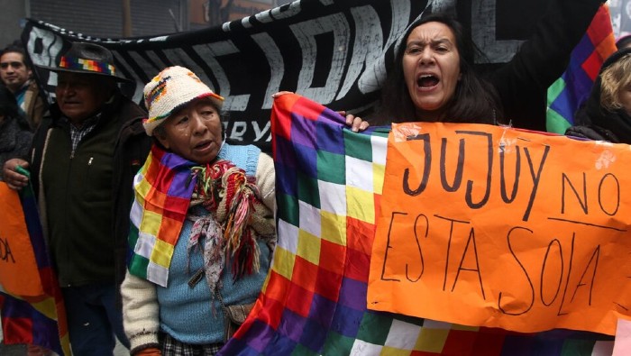 Las comunidades originarias anunciaron que continuarán con los cortes de rutas en rechazo a la reforma parcial a la Constitución de Jujuy.