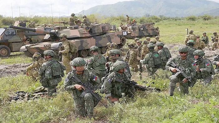 En los simulacros militares de este viernes participaron cerca de 1.200 soldados australianos y 560 marines filipinos.