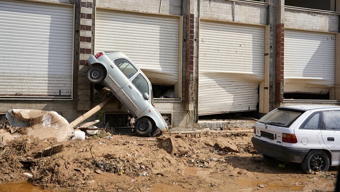 En Libia se elevaron los fallecidos a 5.200 por las inundaciones causadas por el paso de la tormenta Daniel.