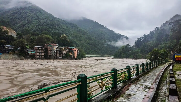 El norteño estado de Sikkim experimentó fuertes lluvias a principios de esta semana, lo que se combino con el desbordamiento de un lago glaciar.