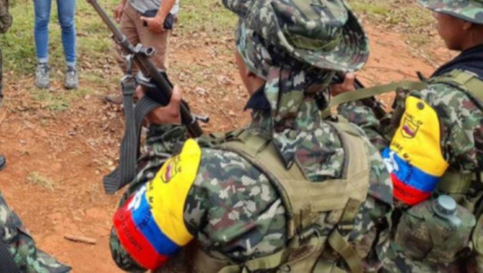 El mandatario señaló que el conflicto “se soluciona hablando. Colombia para ser vida tiene que ser Paz”.